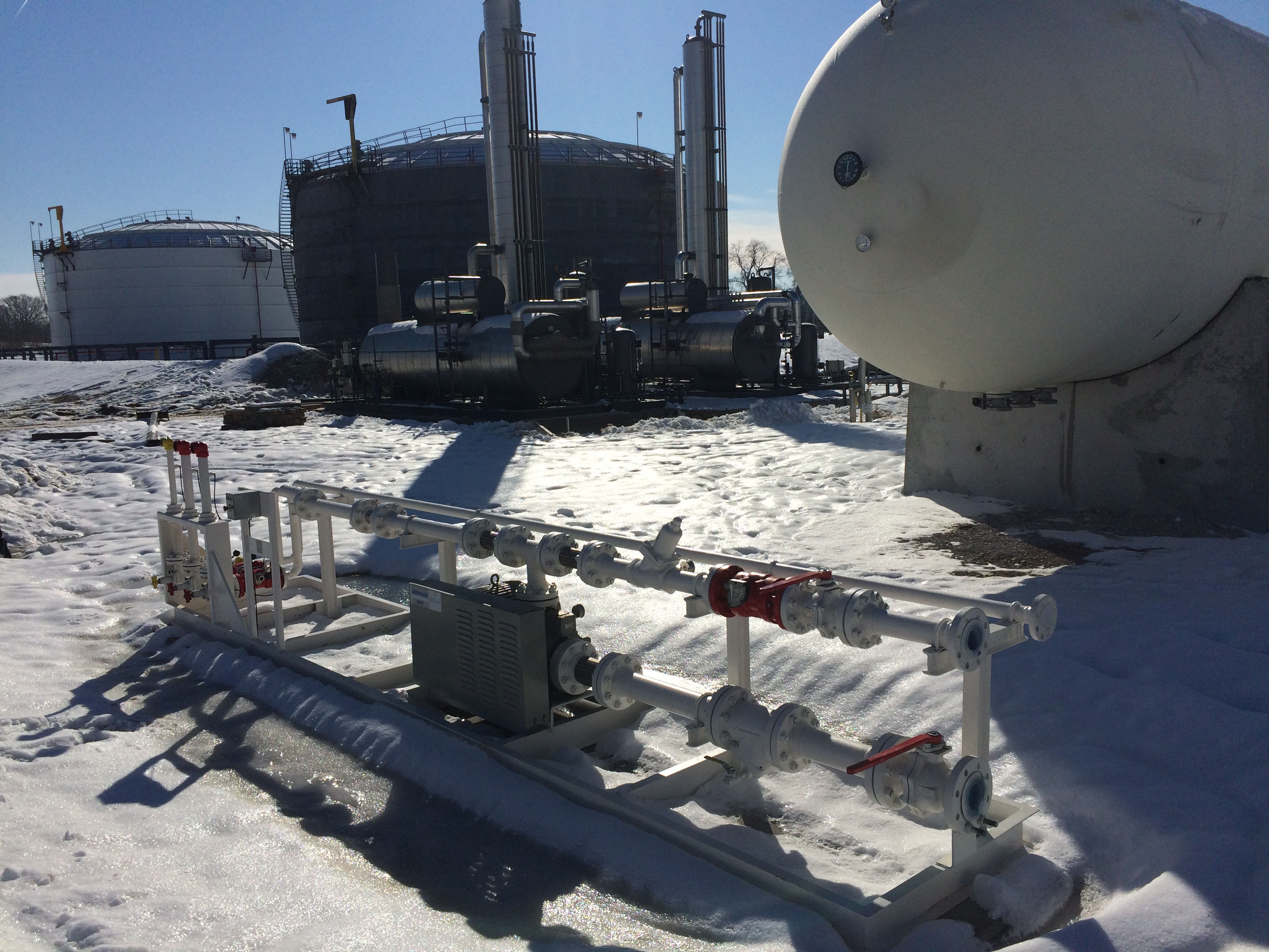 Arrow Belpre crude-oil condensate stabilization plant — construction phase, 2014–2015